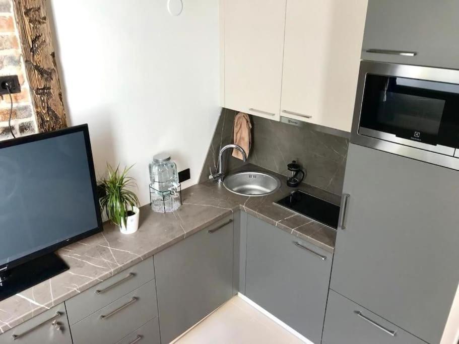 タリンCharming Loft Near Old Townアパートメント エクステリア 写真