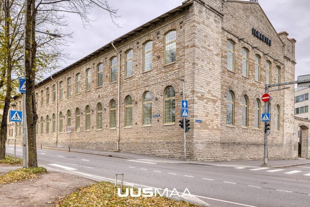 タリンCharming Loft Near Old Townアパートメント エクステリア 写真